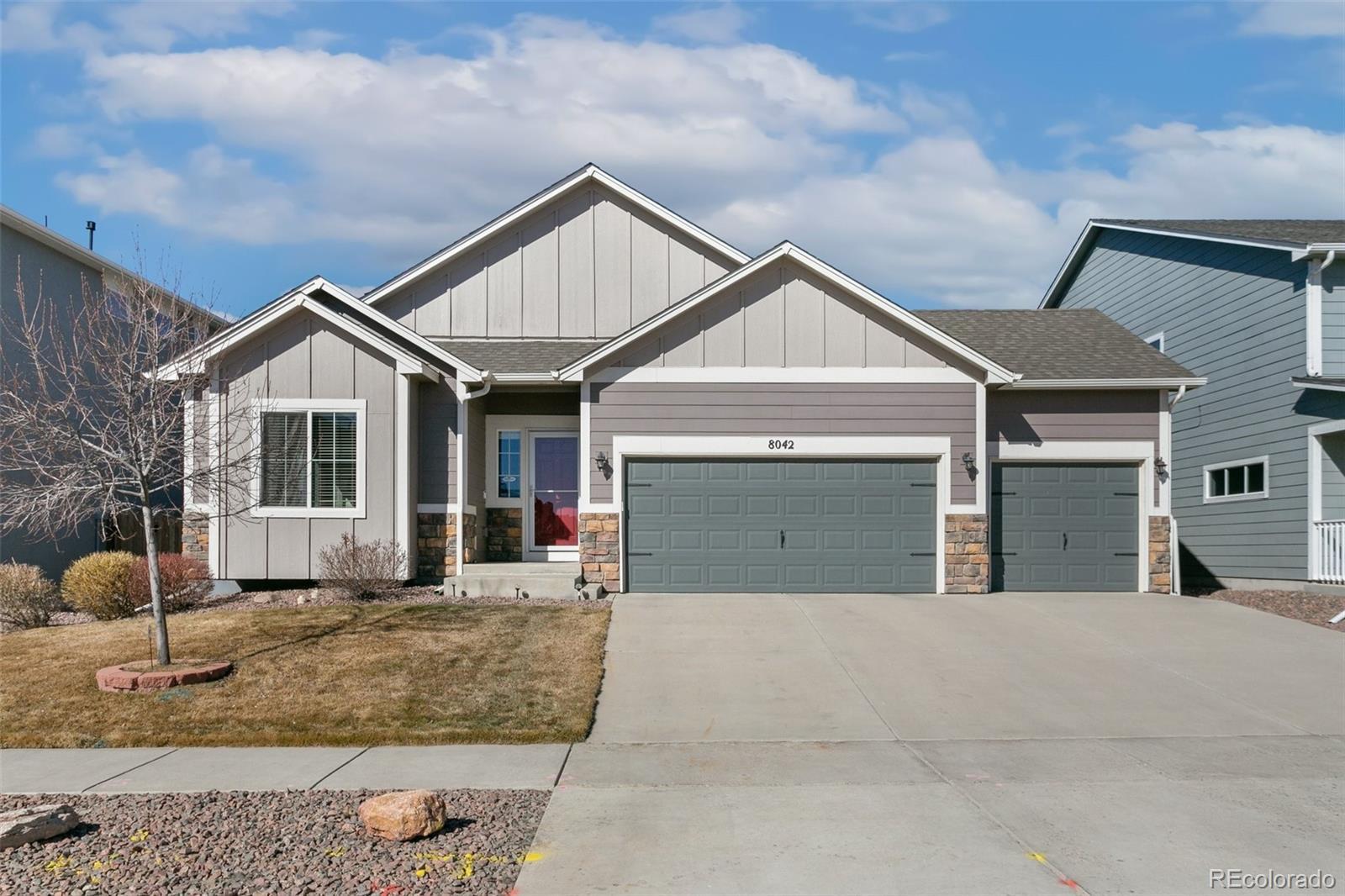 Hardwood Cir, Colorado Springs, CO 80908