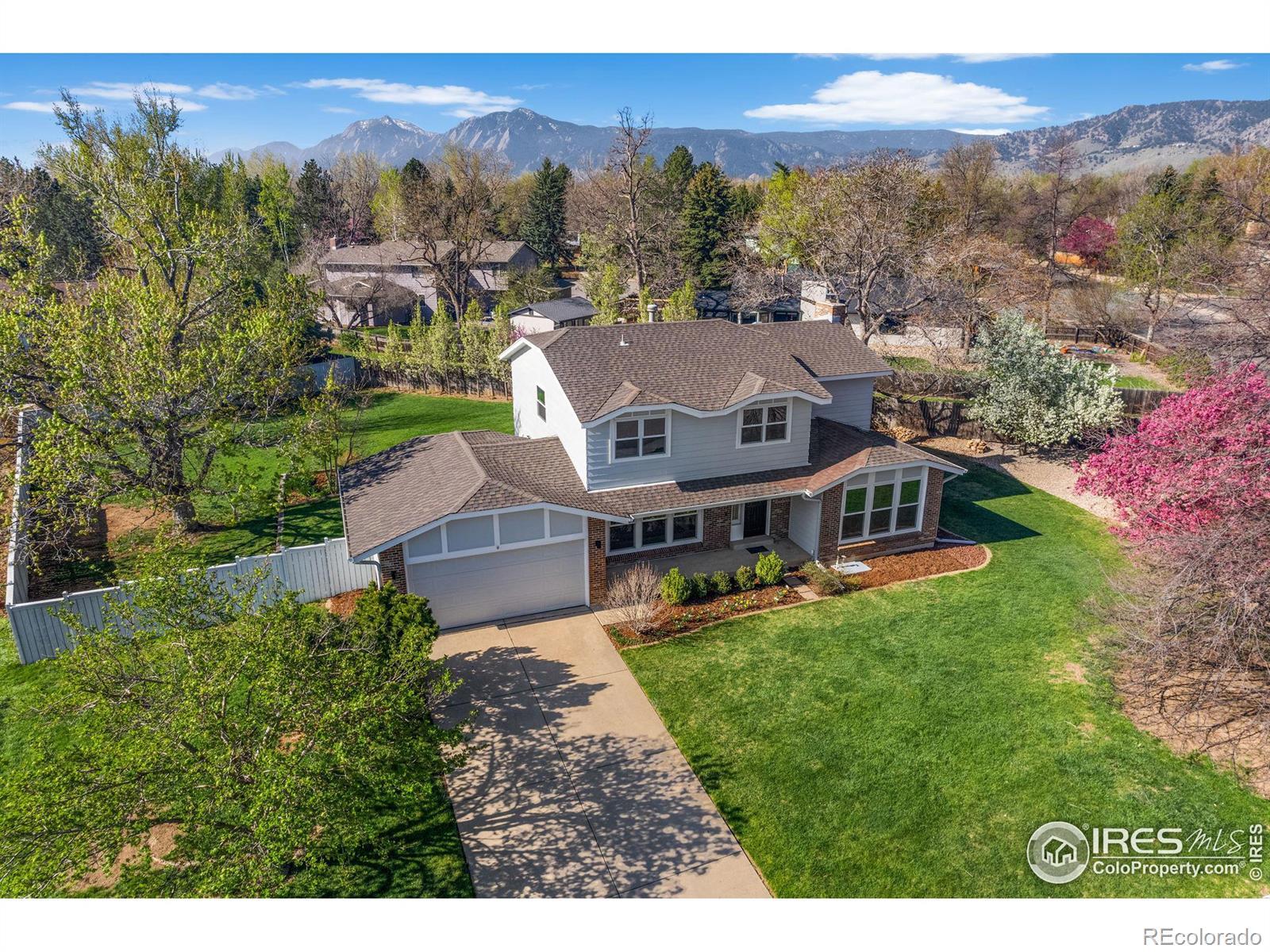 Apple Way, Boulder, CO 80301