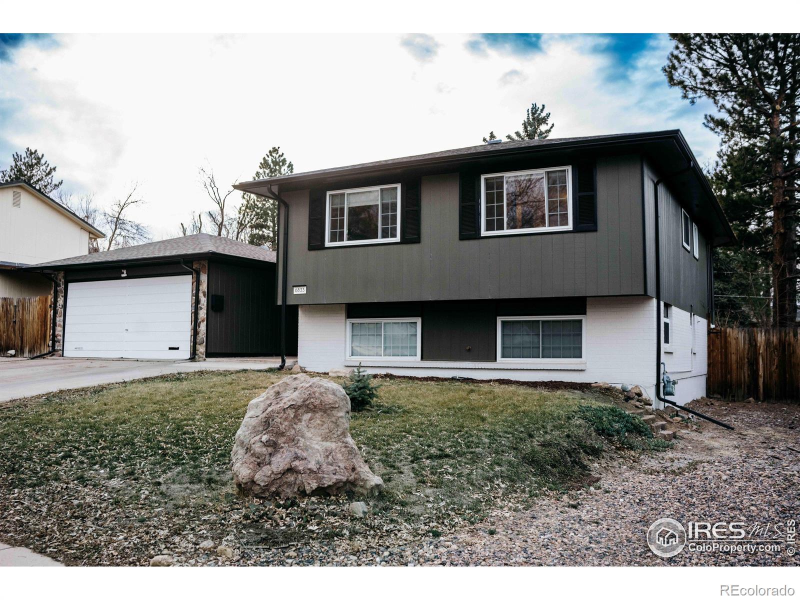 S Buffalo St, Littleton, CO 80120
