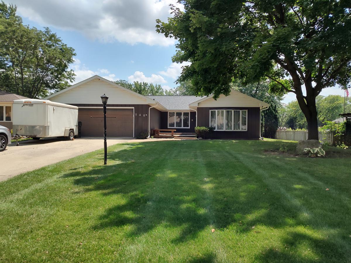 Mohican Rd, Carol Stream, IL 60188