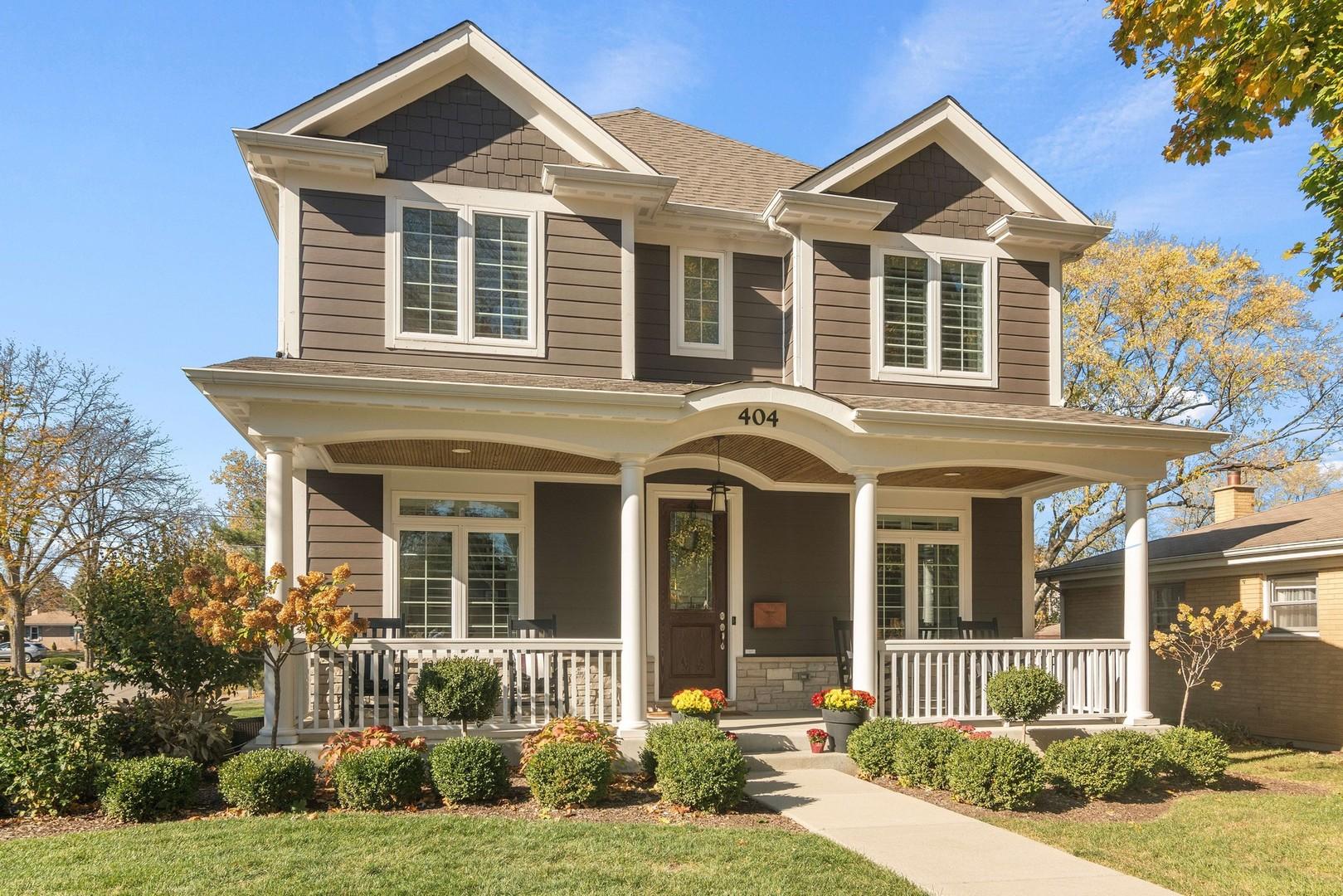 W Olive St, Arlington Heights, IL 60004