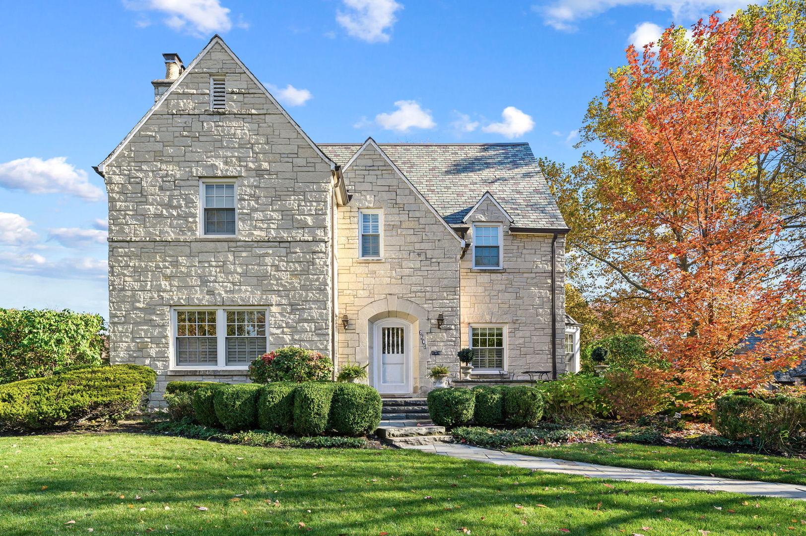 N Knox Ave, Chicago, IL 60646