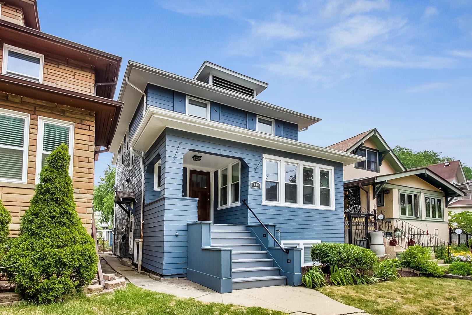 Clinton Ave, Oak Park, IL 60304
