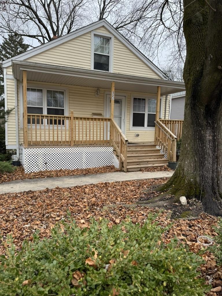 N May St, Aurora, IL 60506