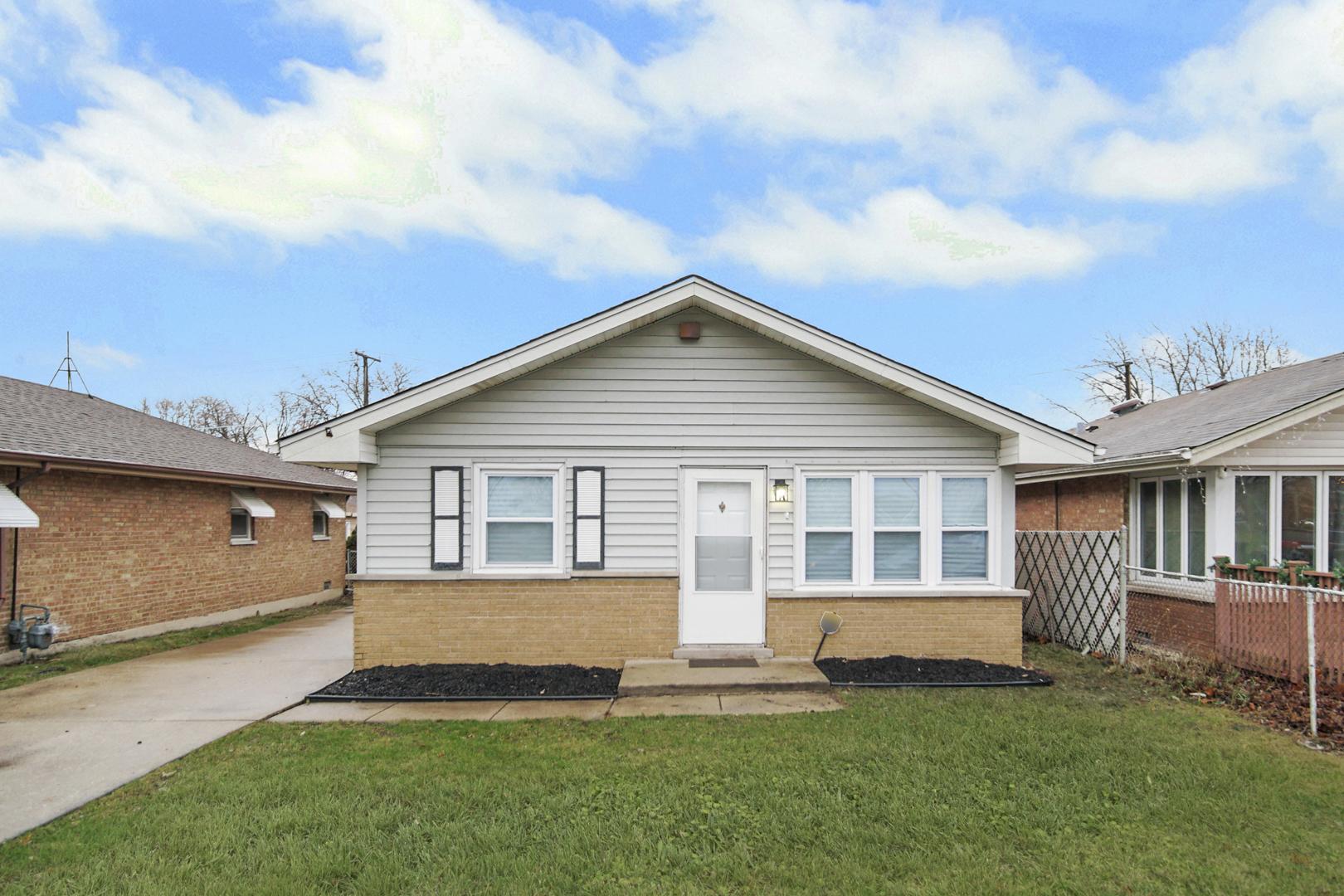 New England Ave, Burbank, IL 60459