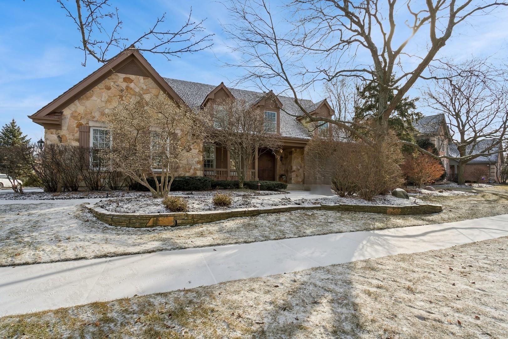 Fieldstone Dr, Burr Ridge, IL 60527