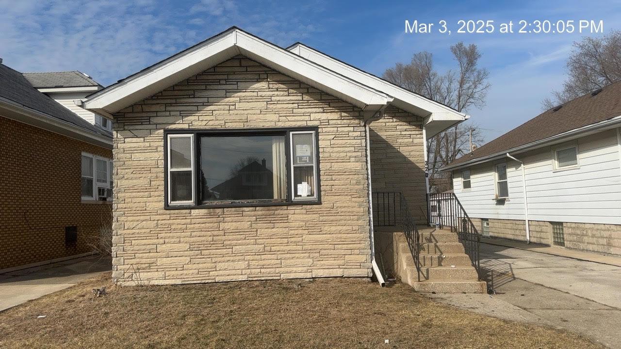 157th St, Calumet City, IL 60409