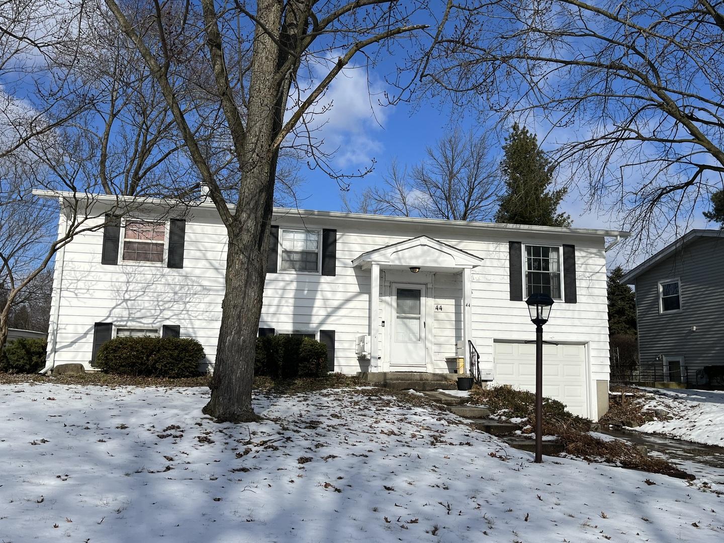 Marnel Rd, Montgomery, IL 60538