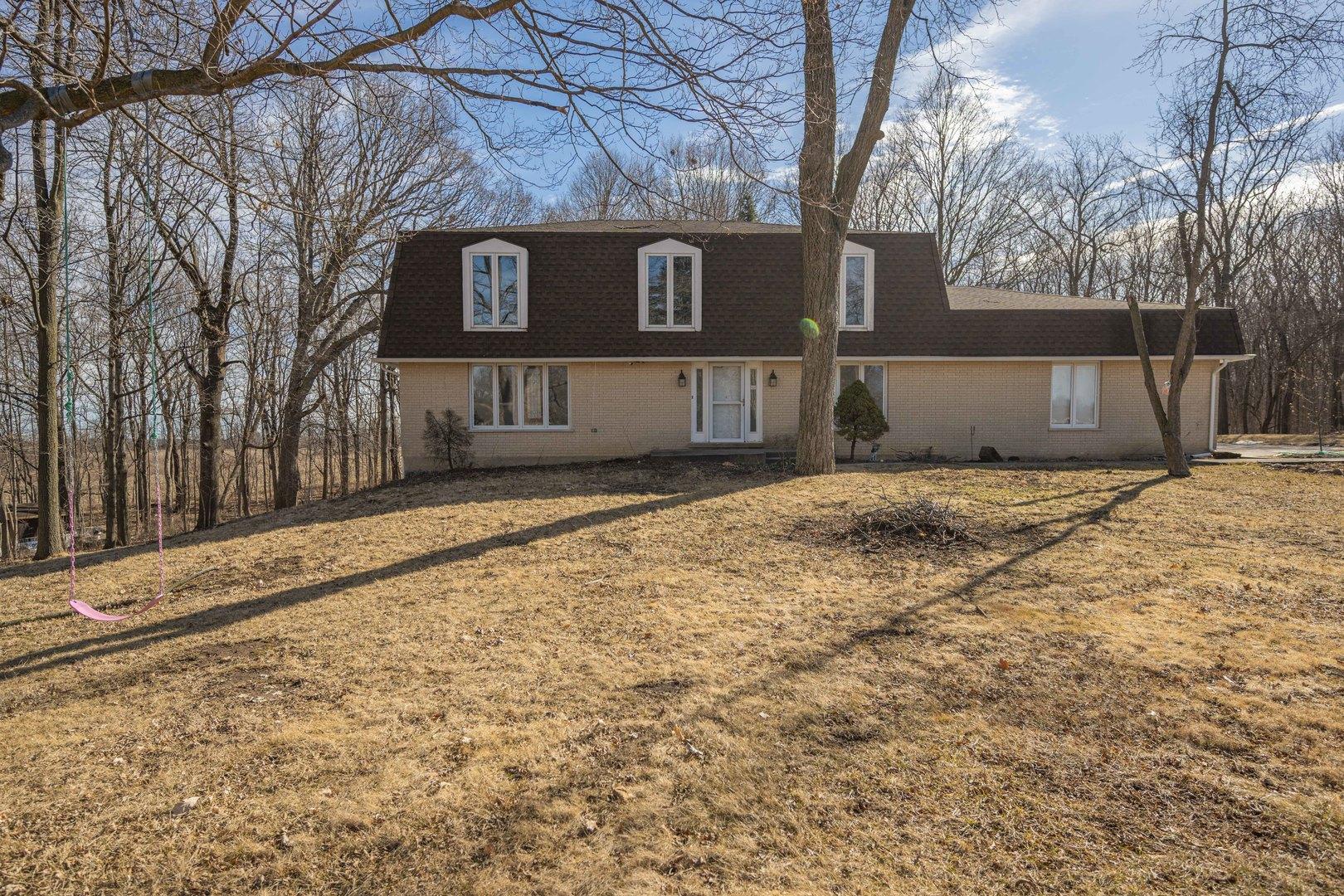 Crooked Creek Dr, Yorkville, IL 60560