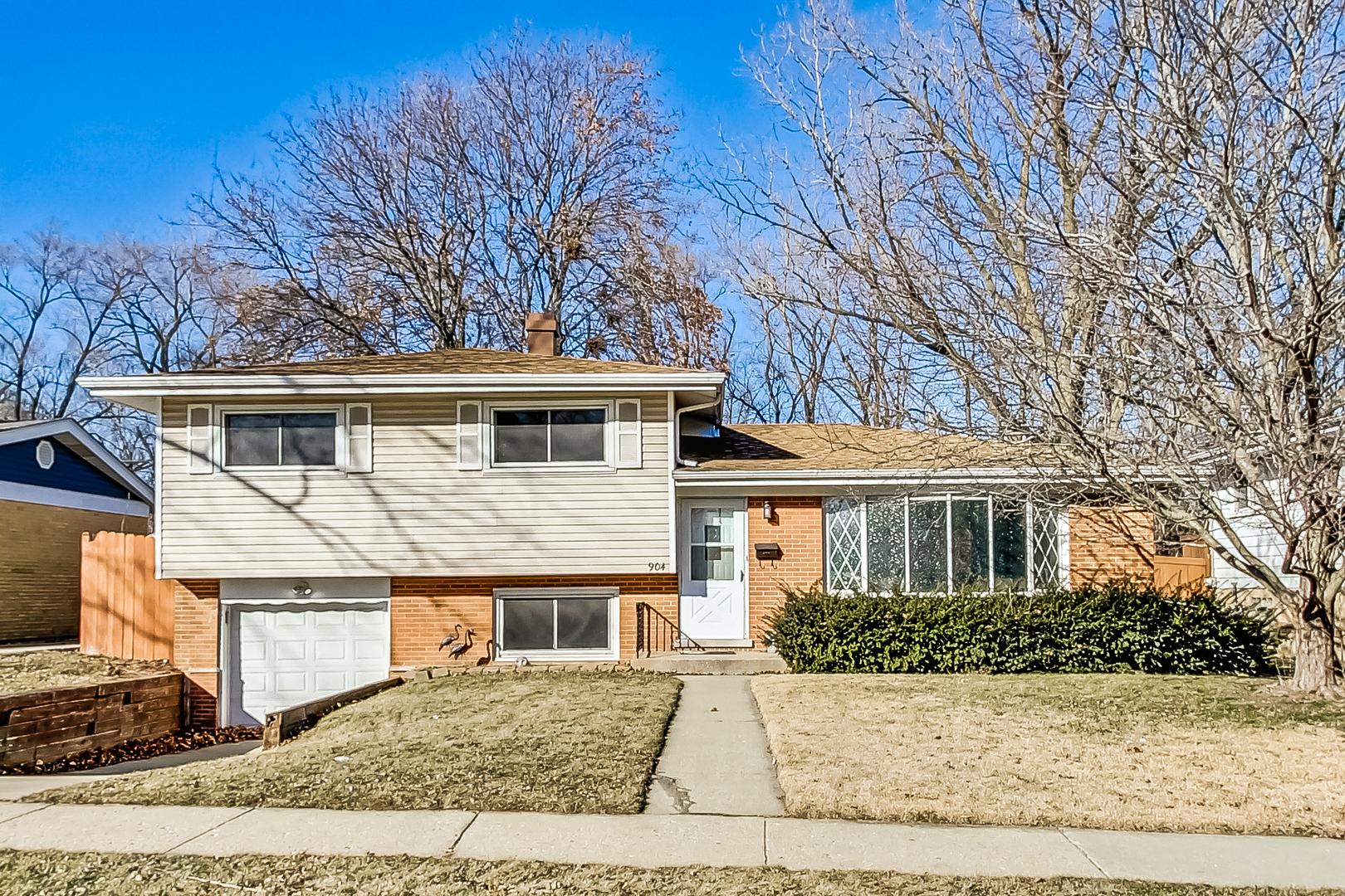 French Dr, Mundelein, IL 60060