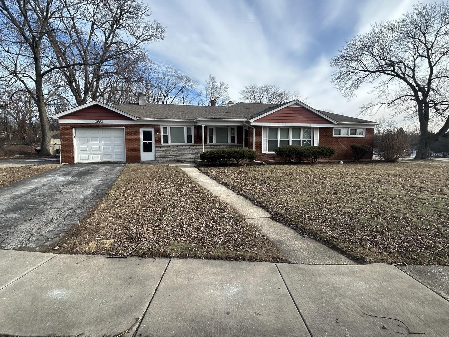 Woodworth Pl, Hazel Crest, IL 60429