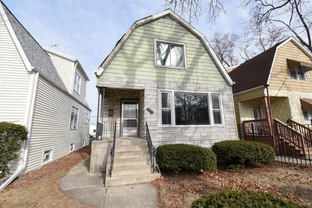 W Parker Ave, Chicago, IL 60639