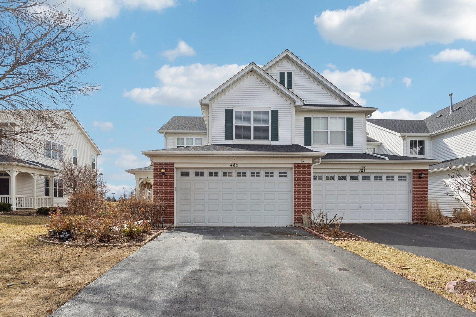 Dancer Ln, Oswego, IL 60543