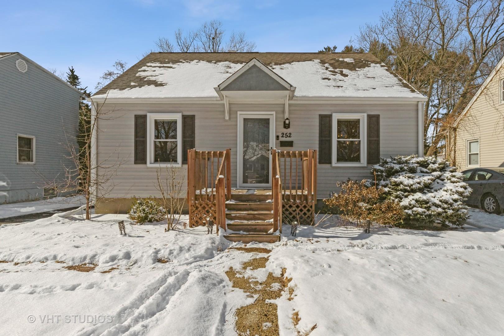 N Garfield Ave, Mundelein, IL 60060