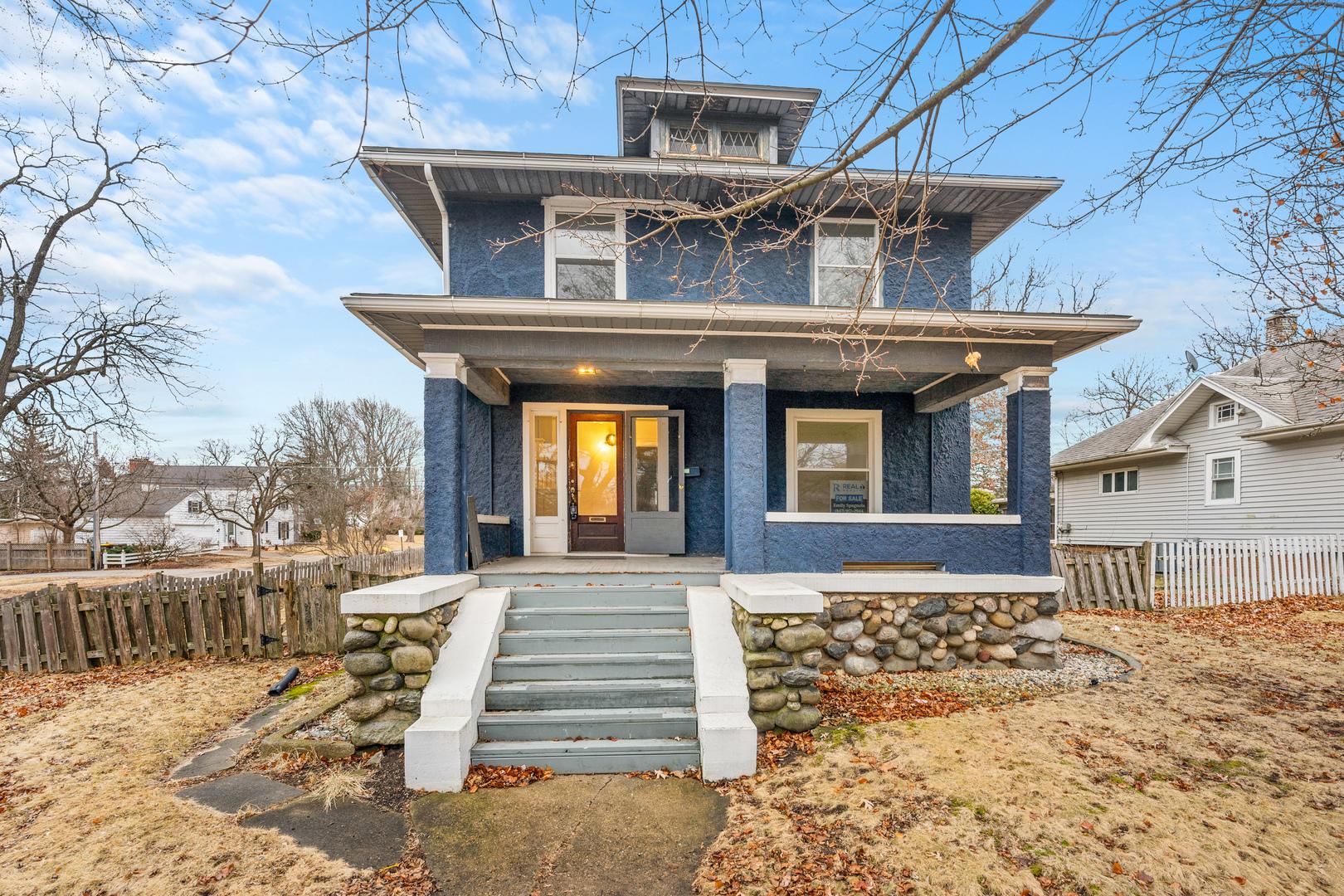 N Jefferson St, Harvard, IL 60033