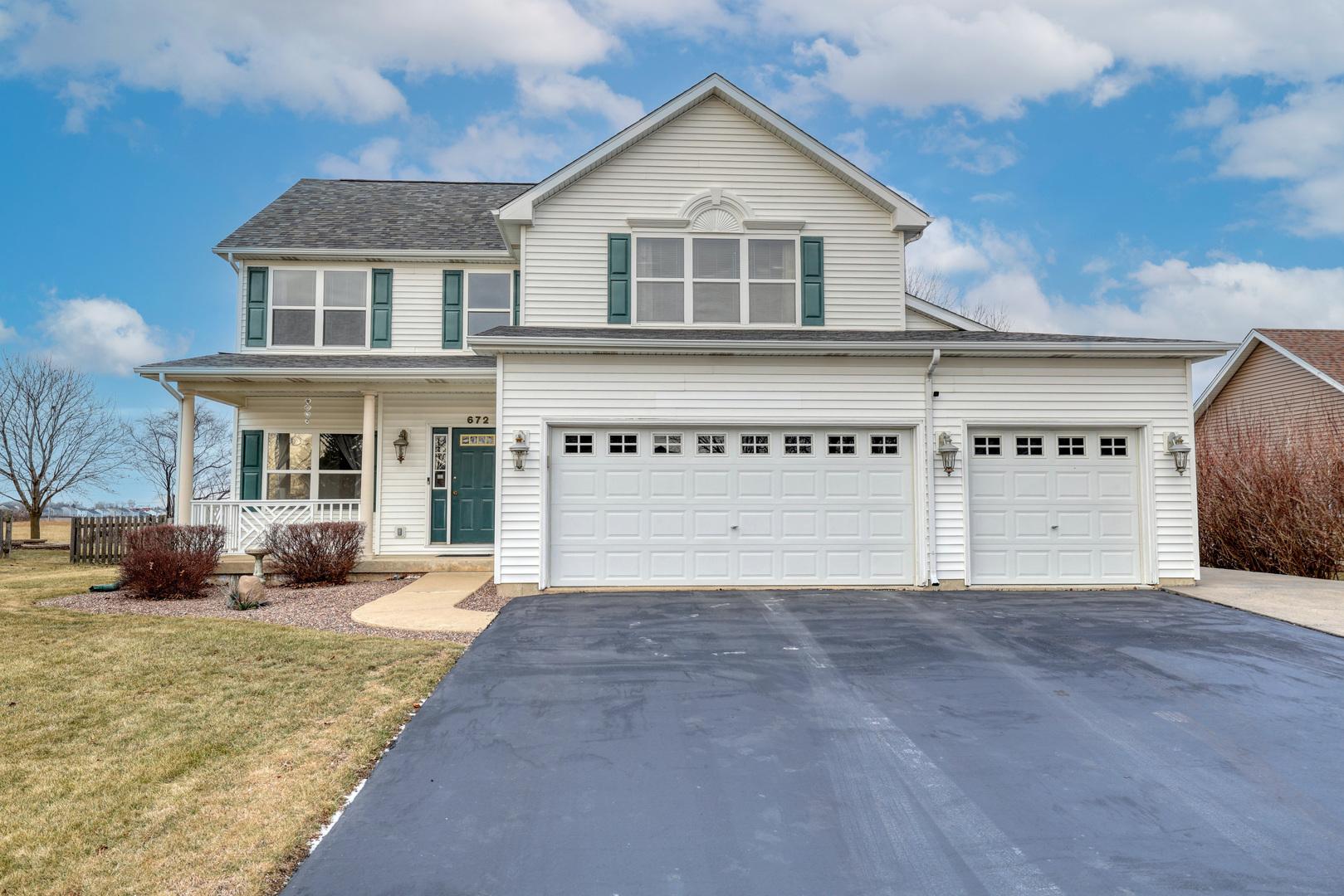 Westlake Dr, Elburn, IL 60119