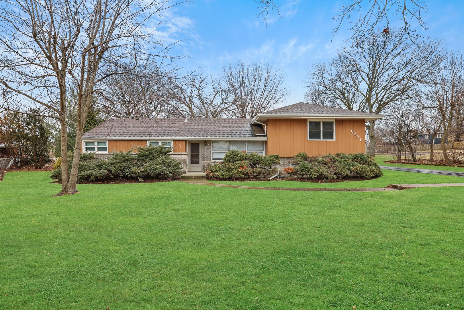 Sunset Ave, La Grange Highlands, IL 60525