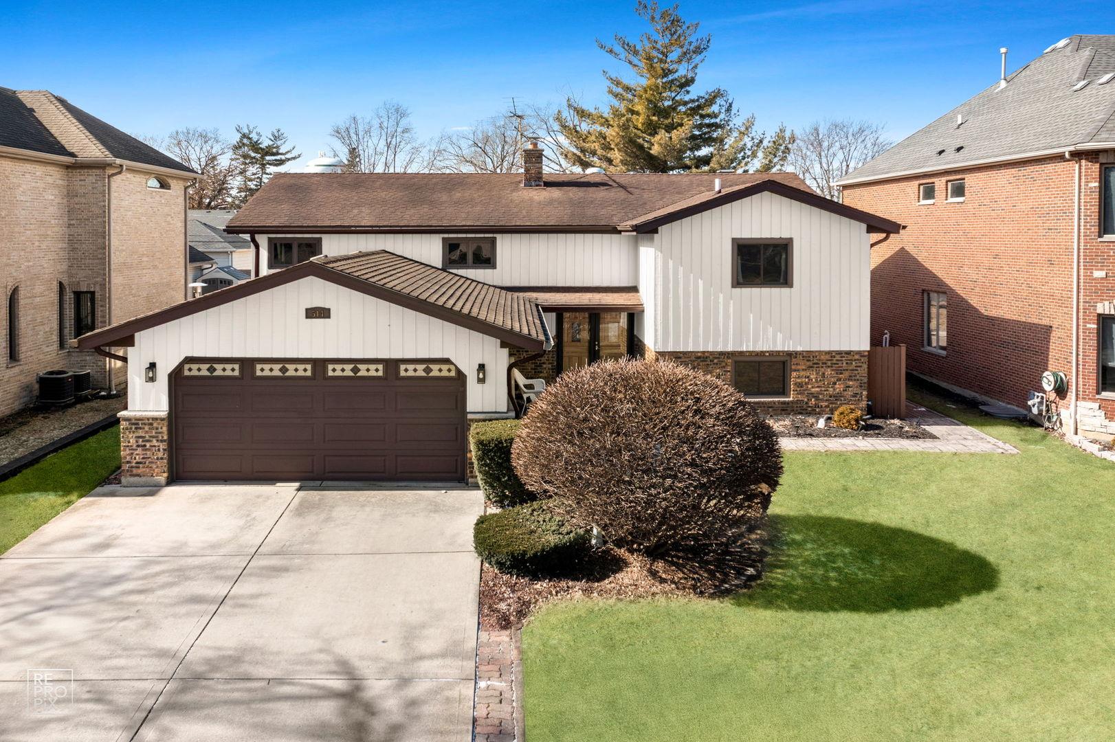N Elm Ave, Elmhurst, IL 60126