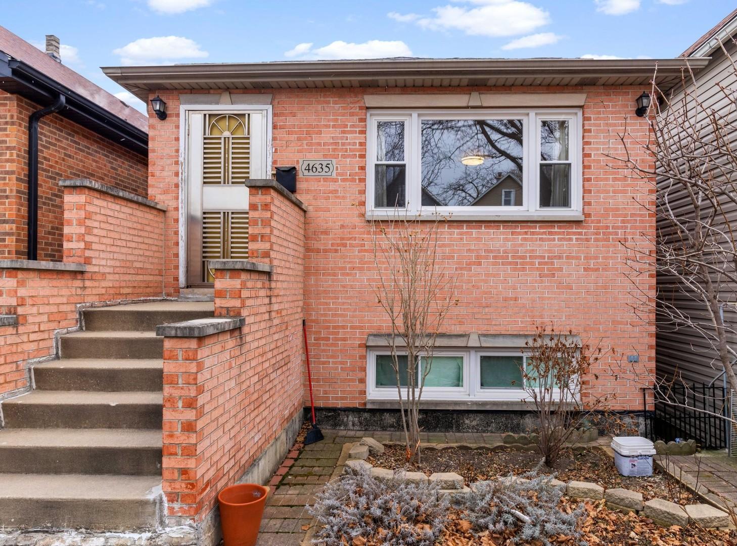 S Winchester Ave, Chicago, IL 60609