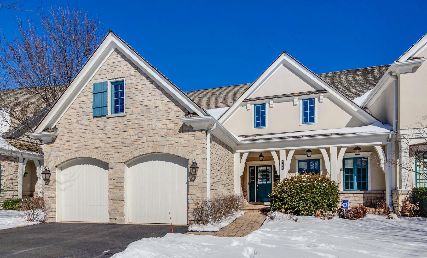 Greenway Dr, Lake Forest, IL 60045