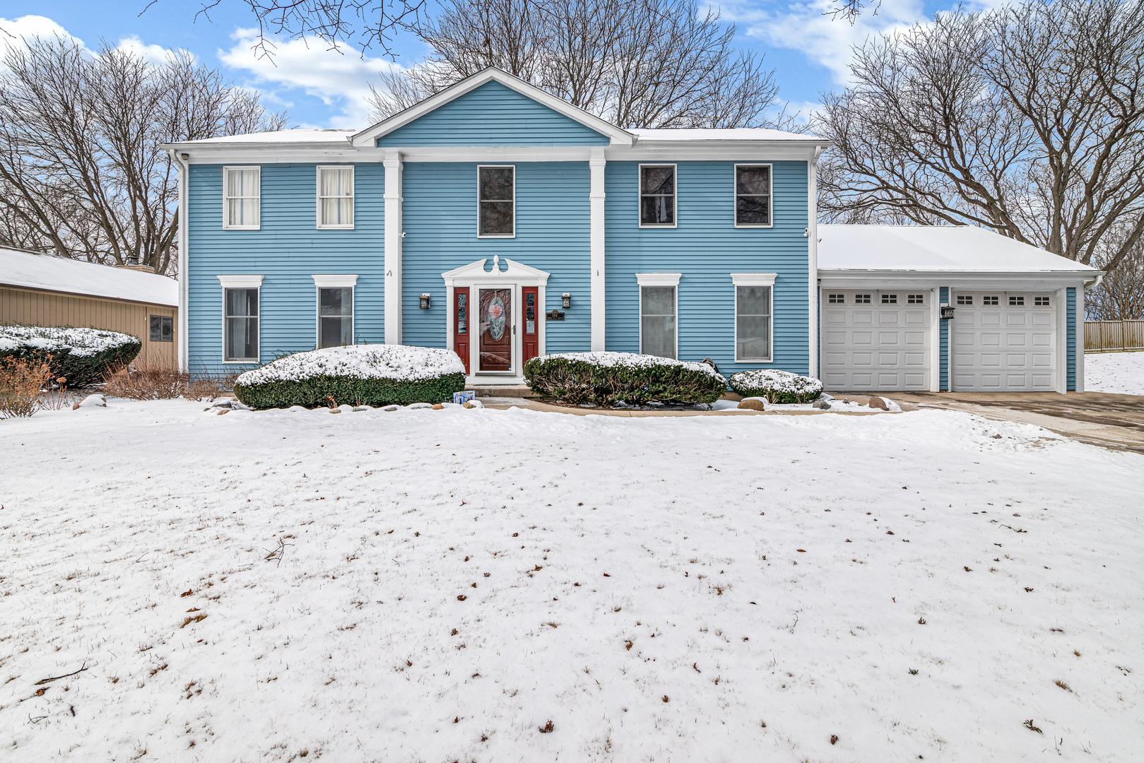 N Lyle Ave, Elgin, IL 60123