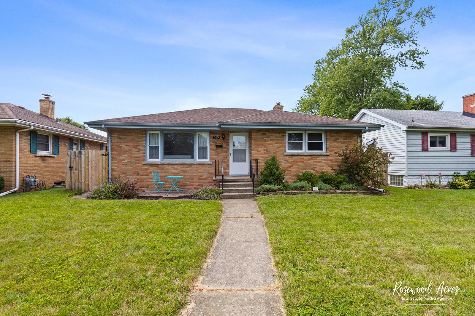 S Roosevelt Ave, Kankakee, IL 60901