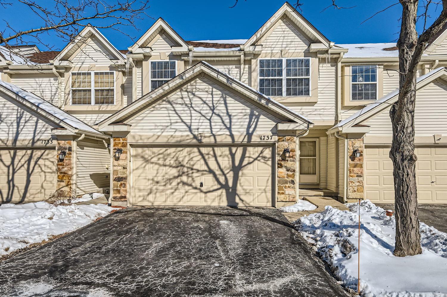 Maplewood Ct, Grayslake, IL 60030