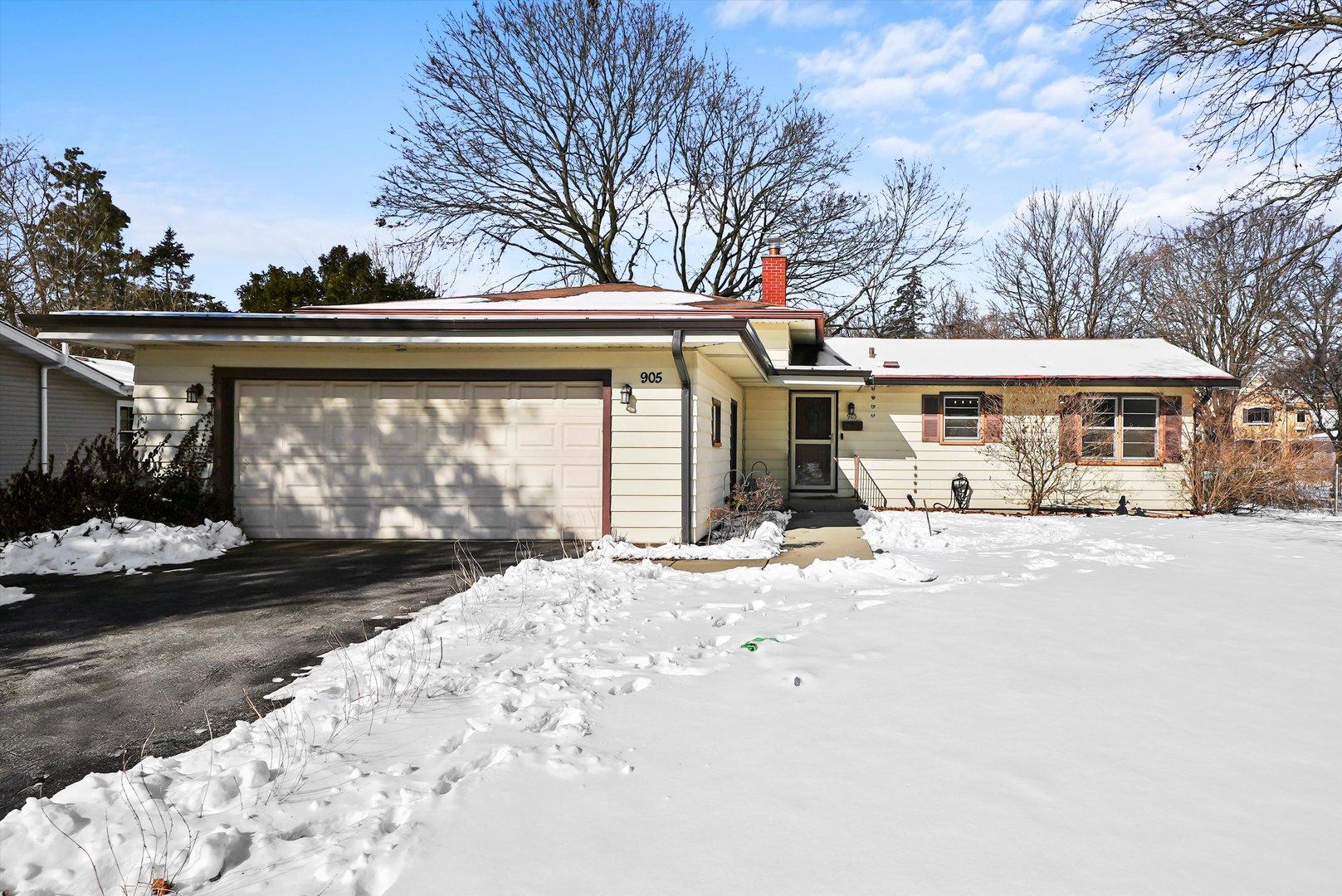 Lilac Ln, Naperville, IL 60540