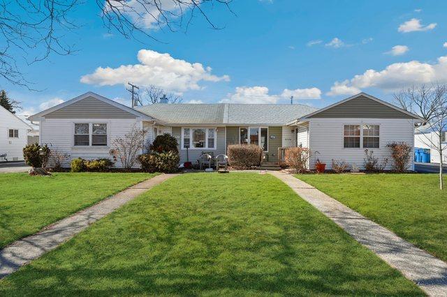S Kolmar Ave, Hometown, IL 60456