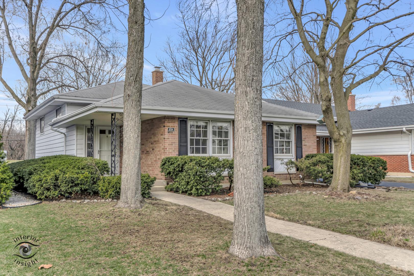 S Hawthorne Ave, Elmhurst, IL 60126