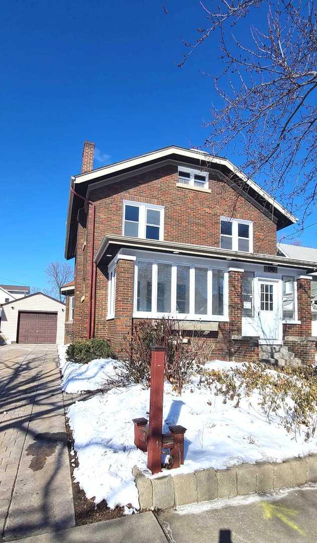 5th Ave, Rockford, IL 61104