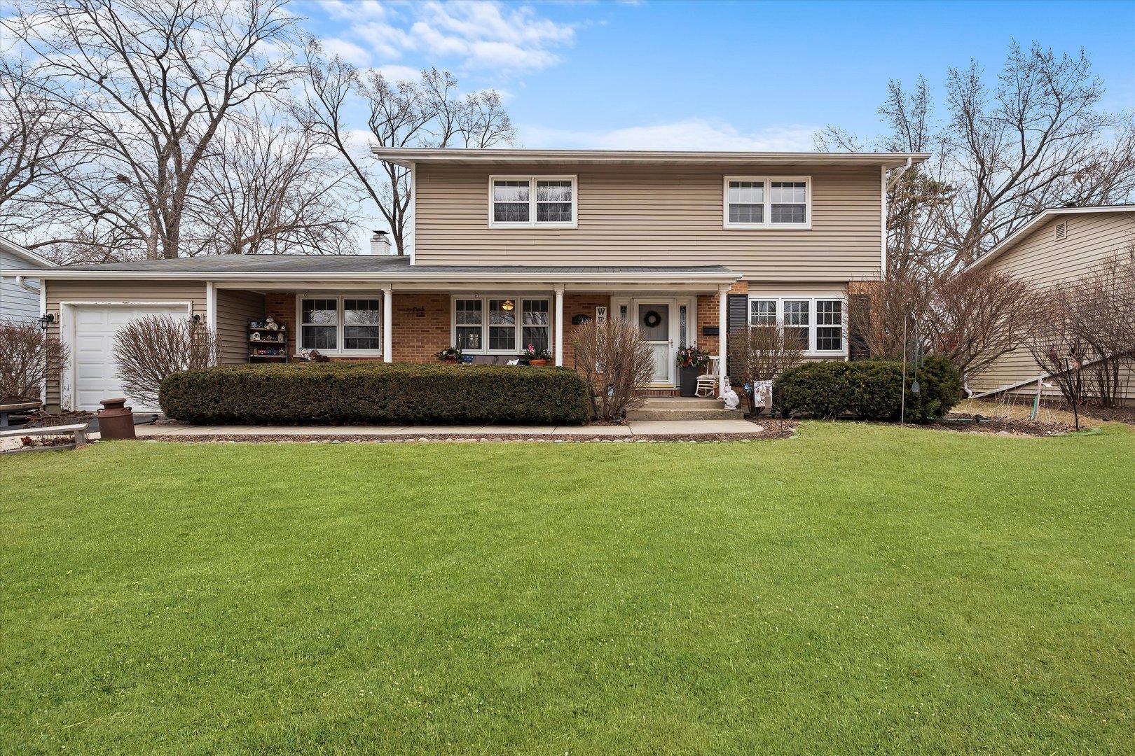 N Williams Dr, Palatine, IL 60074