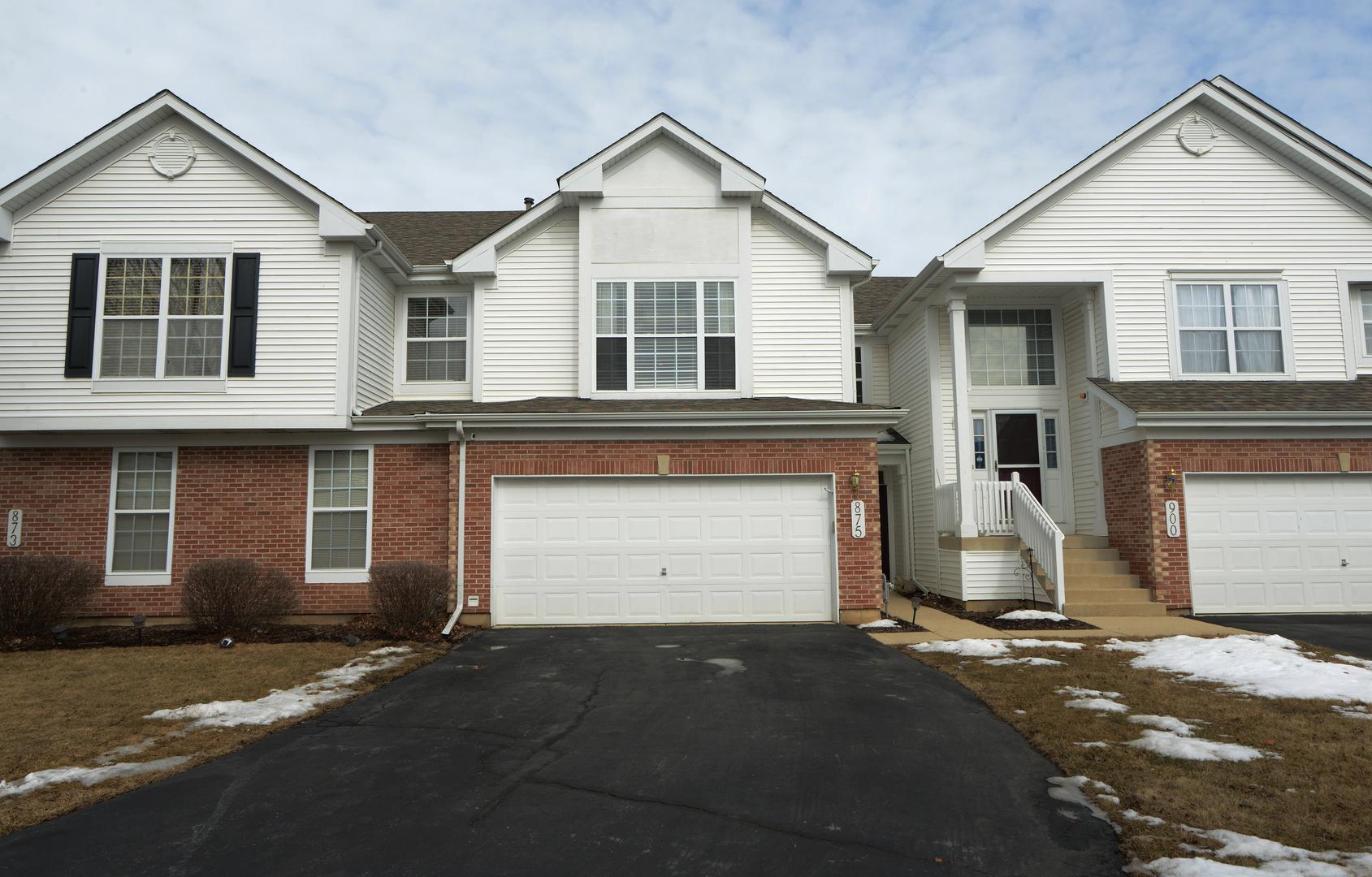 Stuarts Dr, Saint Charles, IL 60174