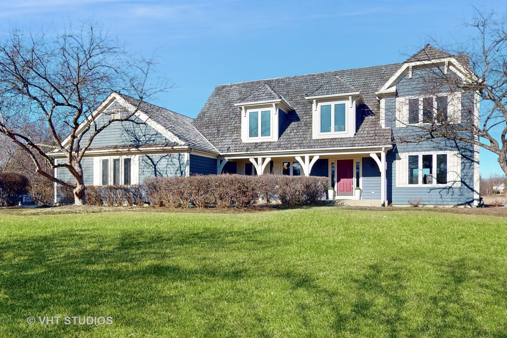 Southwell Ct, Long Grove, IL 60047
