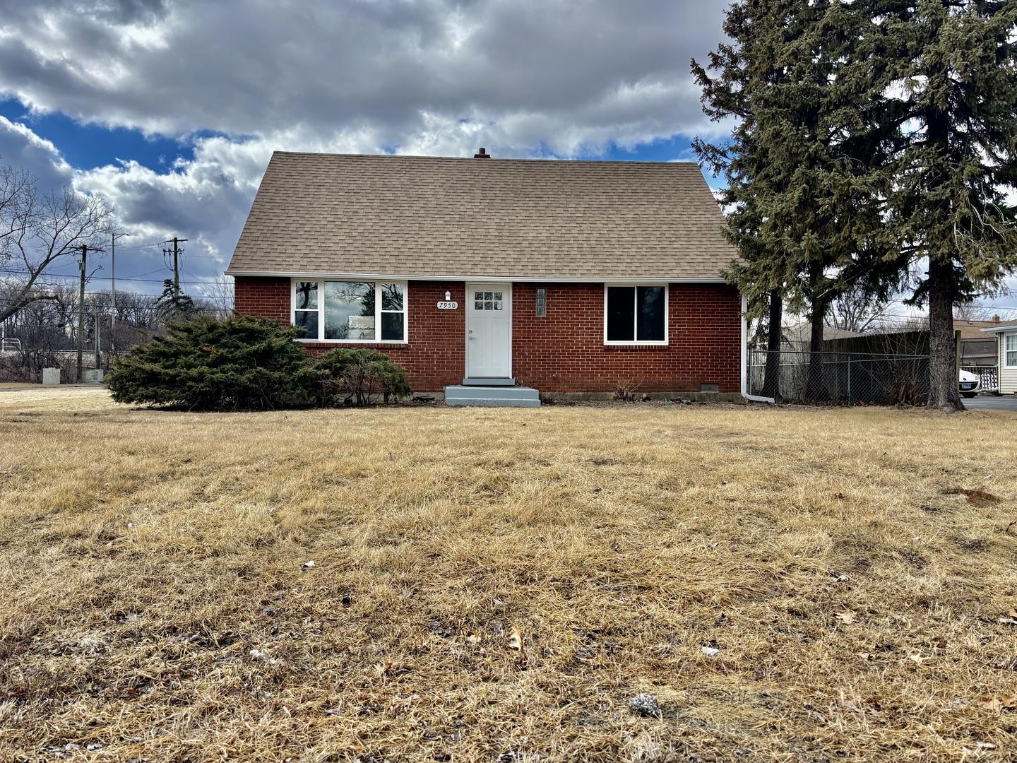 S 87th Ct, Justice, IL 60458