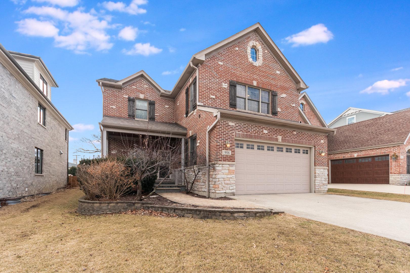 S Chatham Ave, Elmhurst, IL 60126