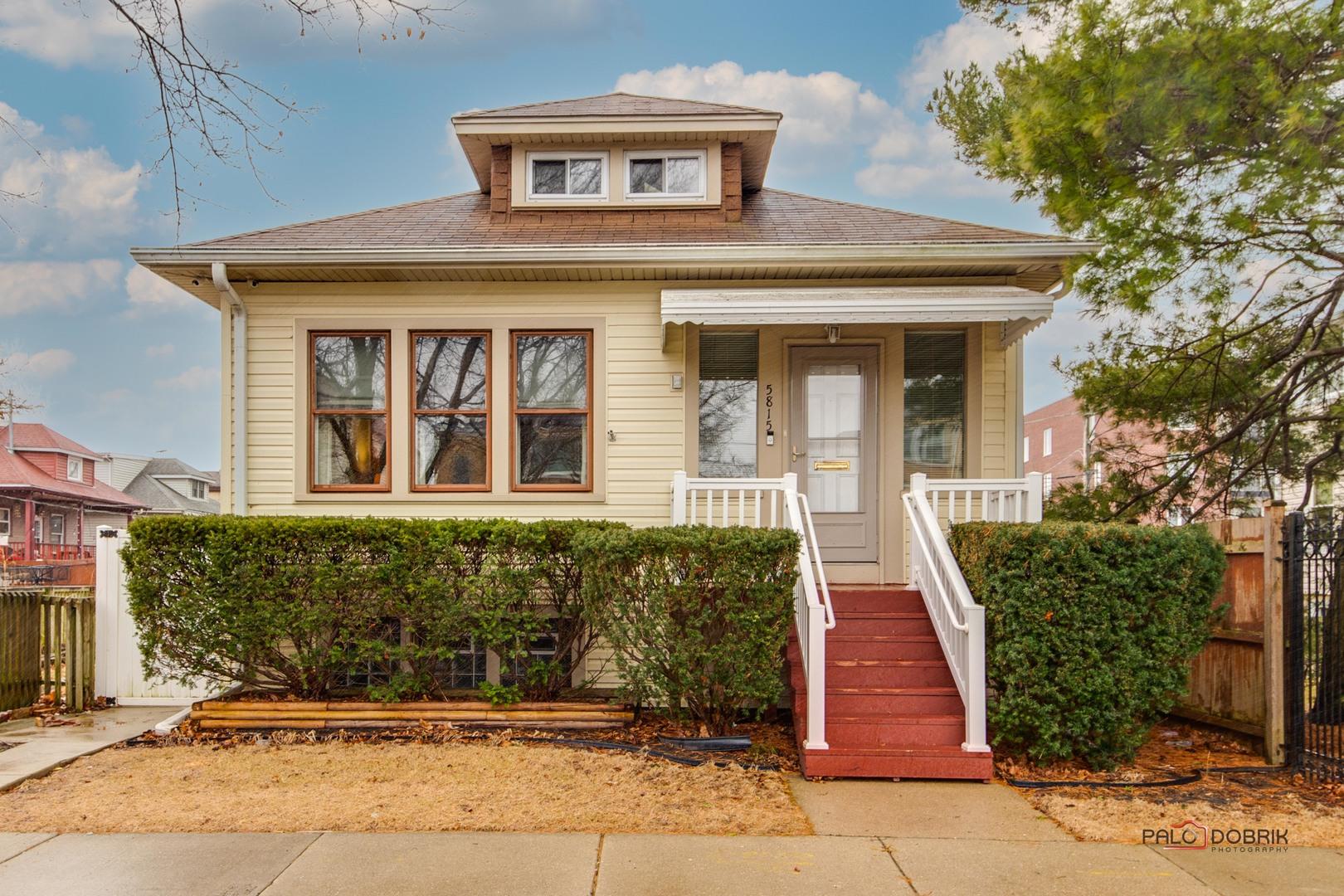 W Gunnison St, Chicago, IL 60630