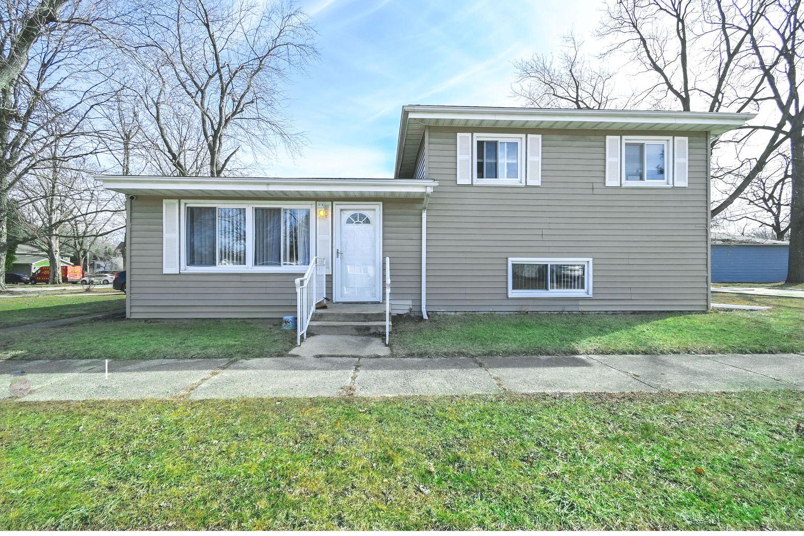 Carmel Blvd, Zion, IL 60099