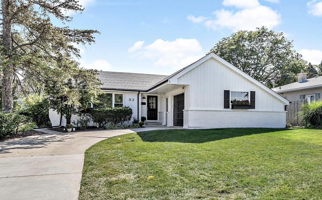 Chicago Ave, Clarendon Hills, IL 60514