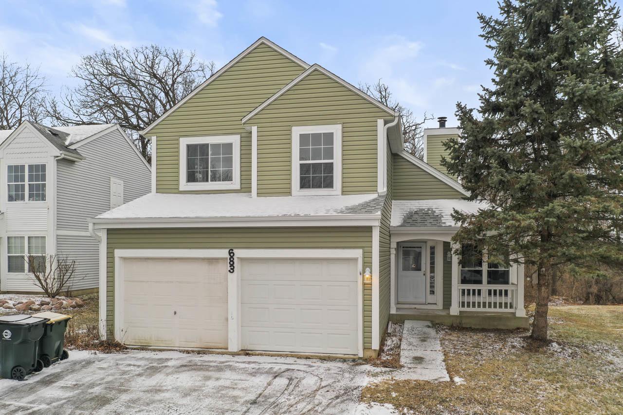 E Whitehall Ct, Round Lake Beach, IL 60073