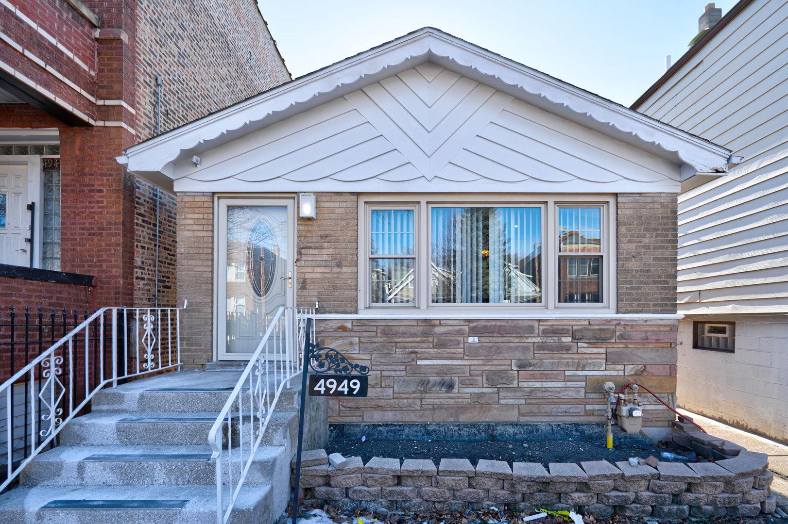 W Augusta Blvd, Chicago, IL 60651