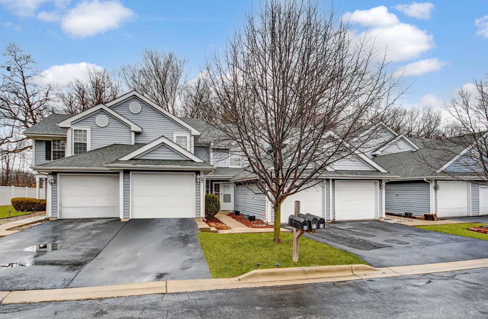 Abbey Ln, Park Forest, IL 60466