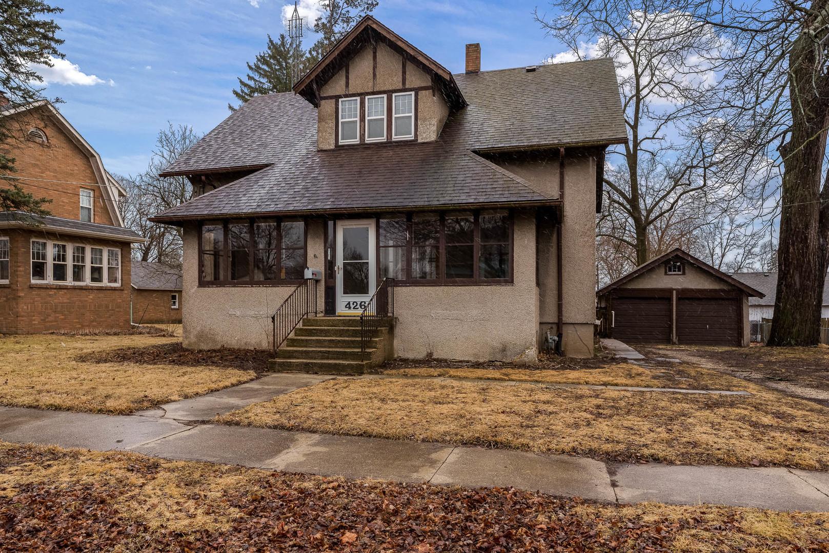 W Boone St, Belvidere, IL 61008