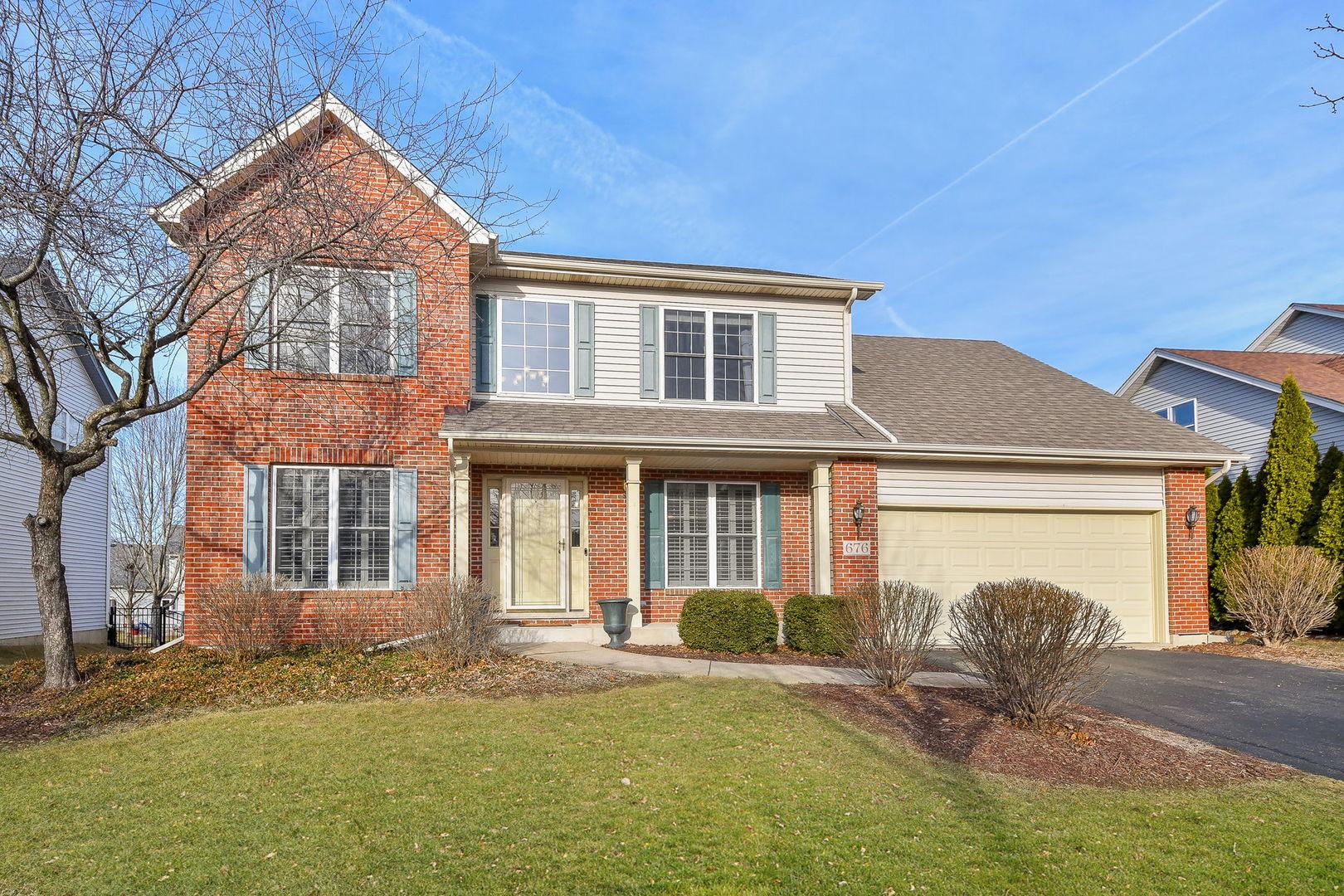 E Thornwood Dr, South Elgin, IL 60177