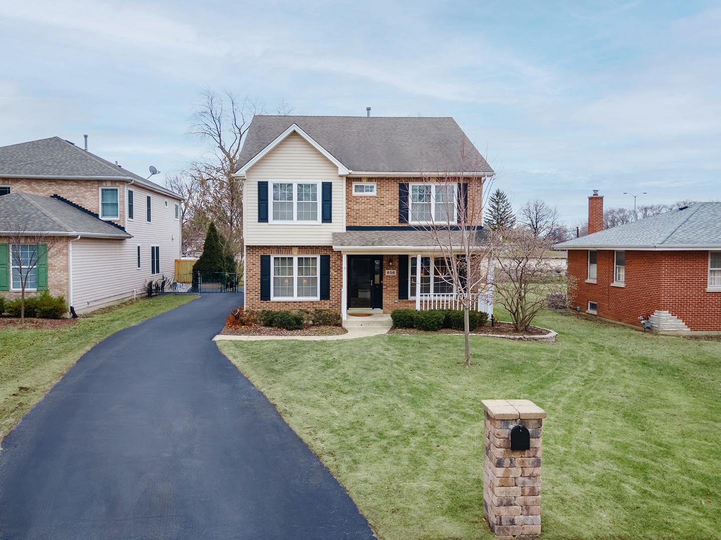 W Crockett Ave, Elmhurst, IL 60126