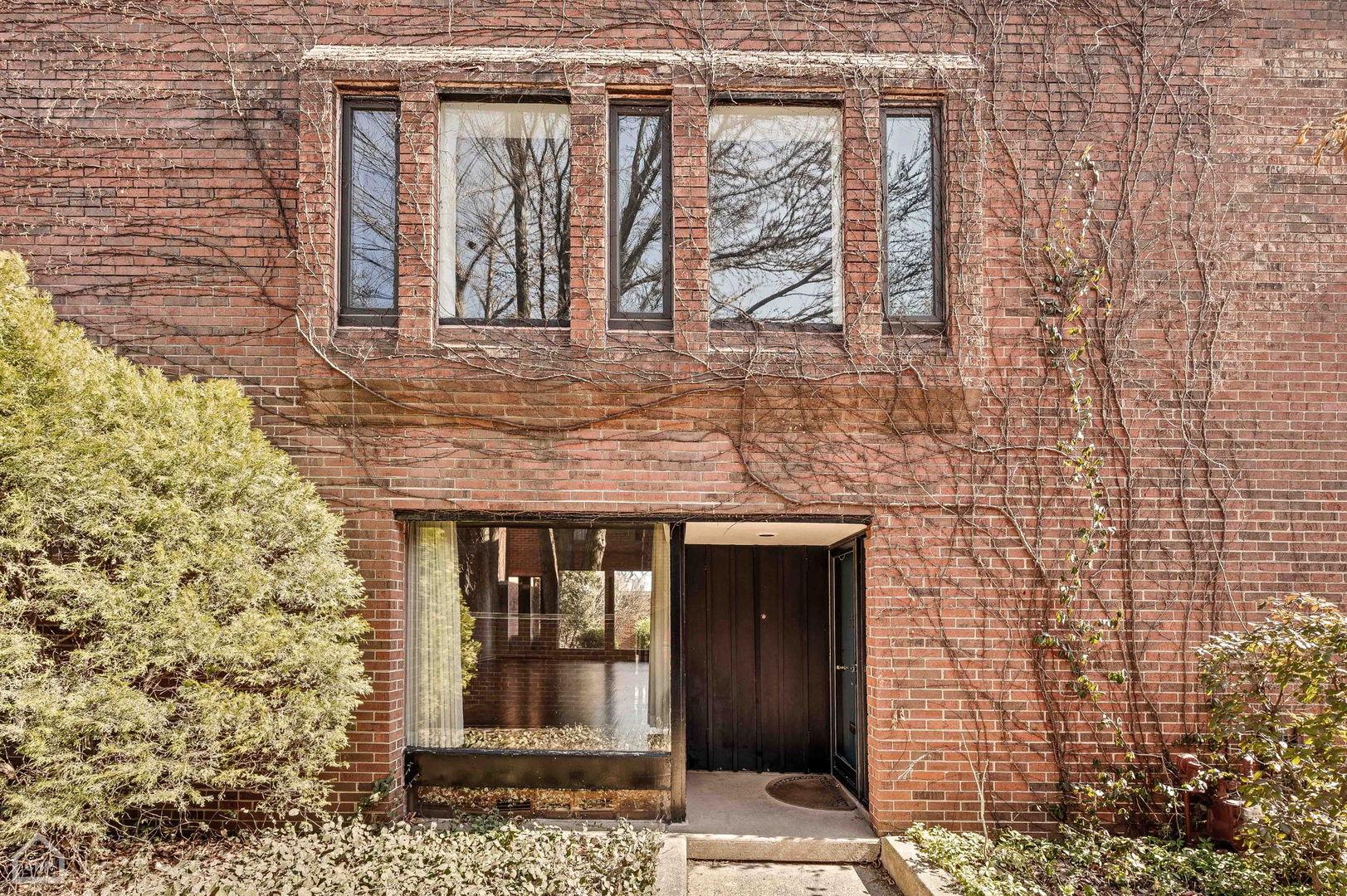 S Kimbark Ave, Chicago, IL 60637