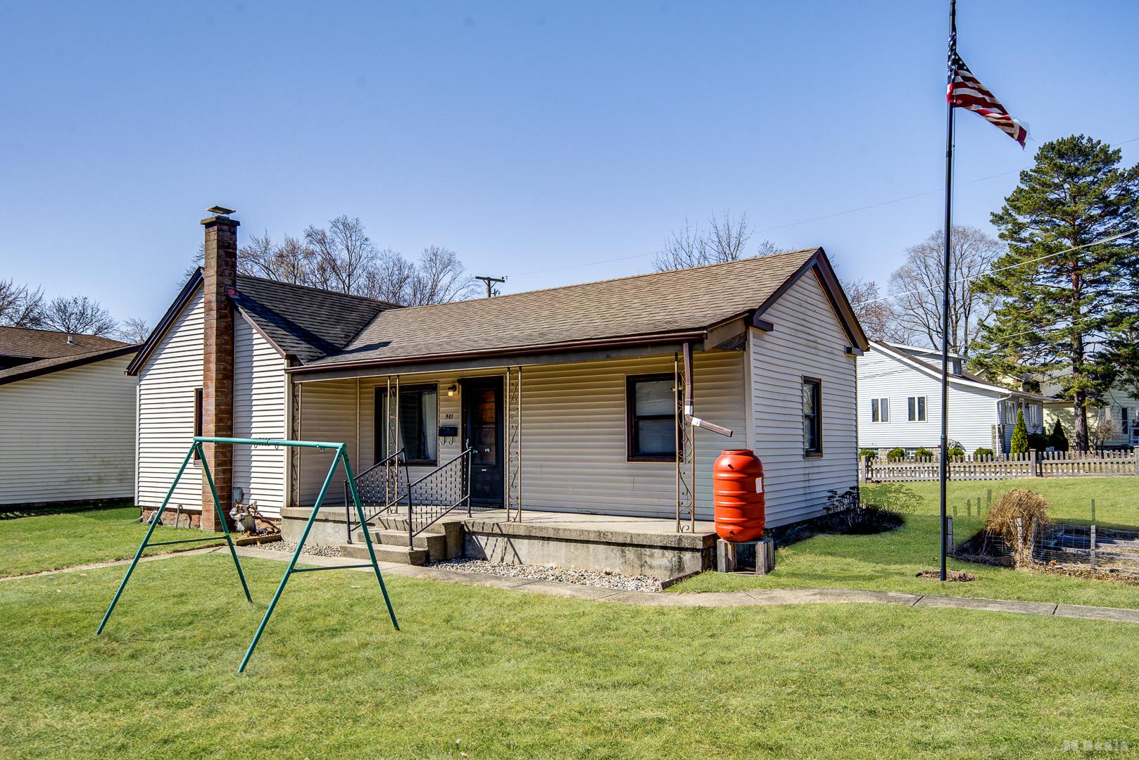 E Division St, Lockport, IL 60441