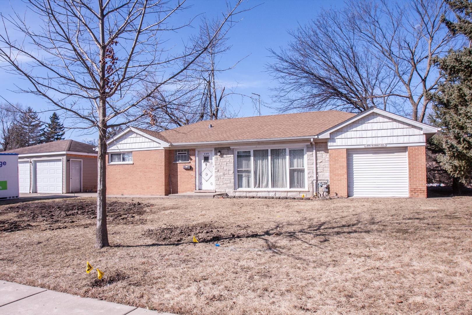 W Golf Rd, Mount Prospect, IL 60056