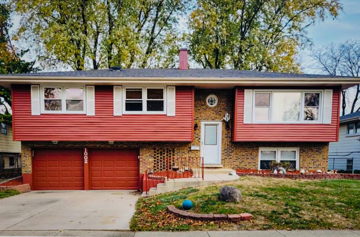 E Alder Ln, Mount Prospect, IL 60056