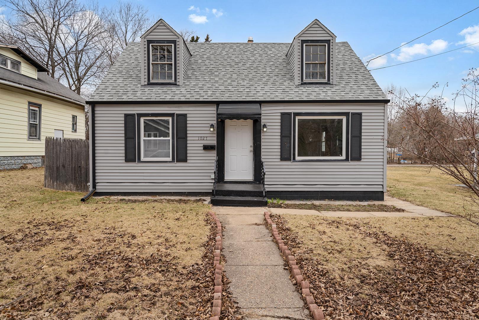 Knowlton St, Rockford, IL 61102